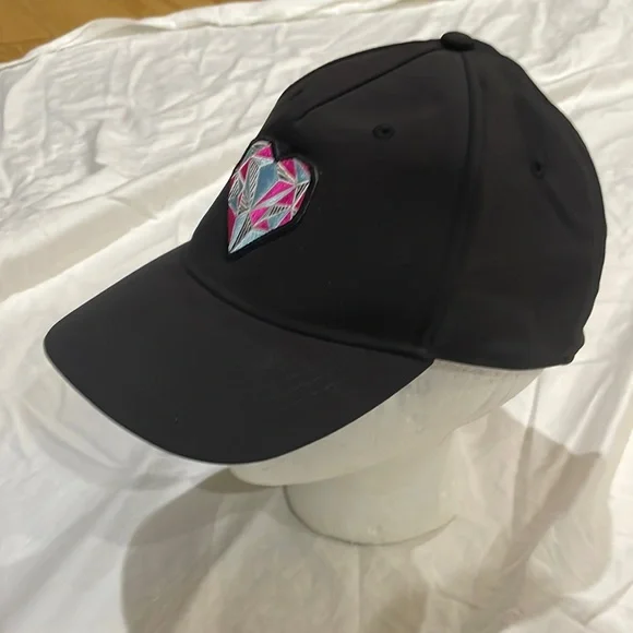 Ivivva hat - Picture 2 of 12